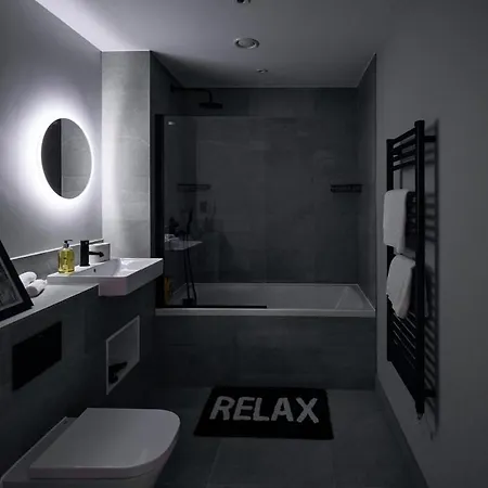 Stylish 1 Bedroom In * Birmingham